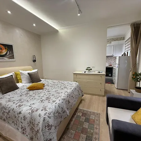 Apartman Myslym Shyri Cozy Lovely Orange Tirana
